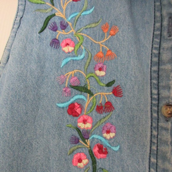 WAY TO GO Blue Denim Sleeveless Top Shirt Small - Picture 3 of 4